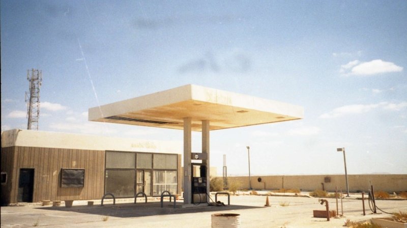 Aly Khattab film street photography gas station